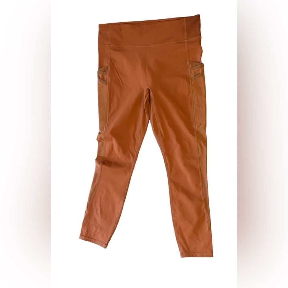 Women’s Fabletics Rust Leggings 24” Medium